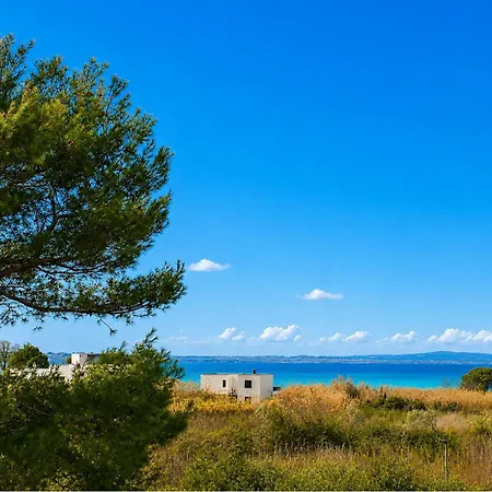 2 Bedroom Lovely In