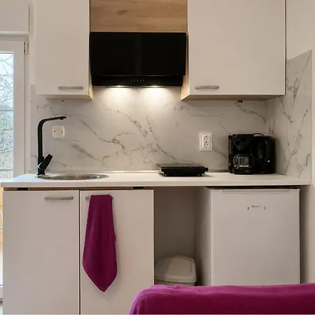 2 Bedroom Lovely Apartment In Vrsi *
